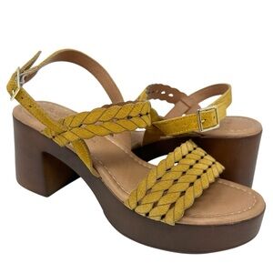 NEW Bella Vita Women's Jud-Italy Heeled Sandal Mustard Size 8 WIDE